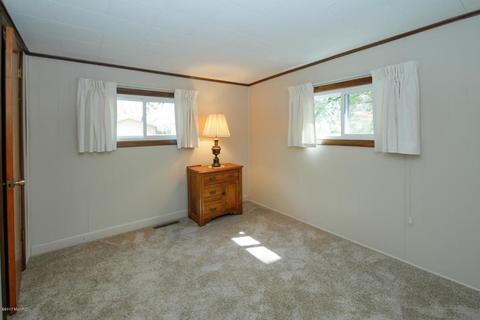 14249 Eden St, Marshall, MI 49068 photo 10