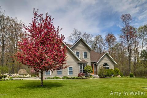 8734 W Stanton Rd, Stanton, MI 48888 photo 3