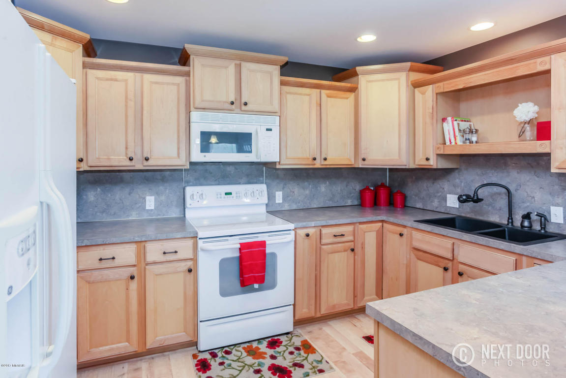1836 Railside Ct, Dorr, MI 49323 photo 6