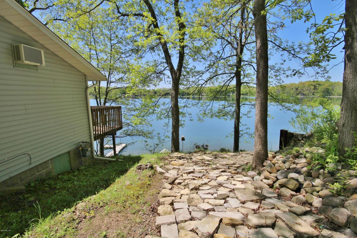 58200 E Clear Lake Rd, Three Rivers, MI 49093 photo 3