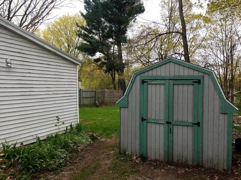 1602 State, Grawn, MI 49637 photo 4