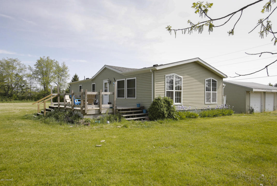 52955 Johnson Rd, Three Rivers, MI 49093 photo 2