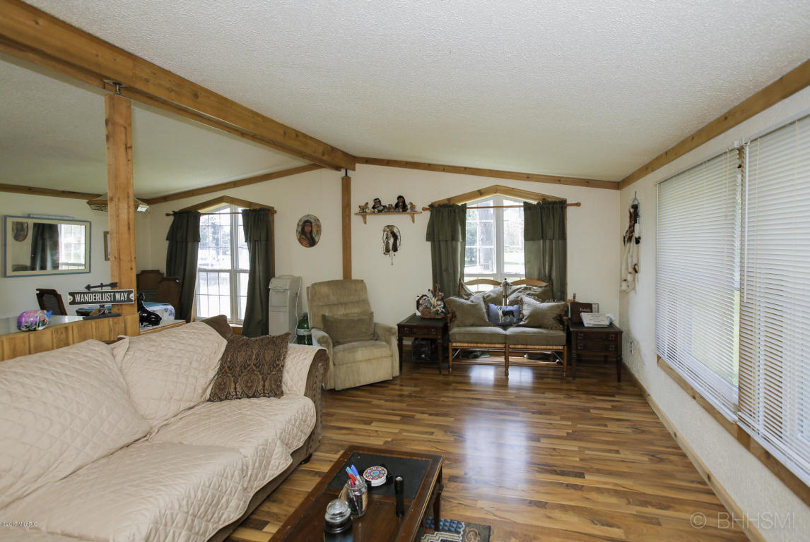 52955 Johnson Rd, Three Rivers, MI 49093 photo 3