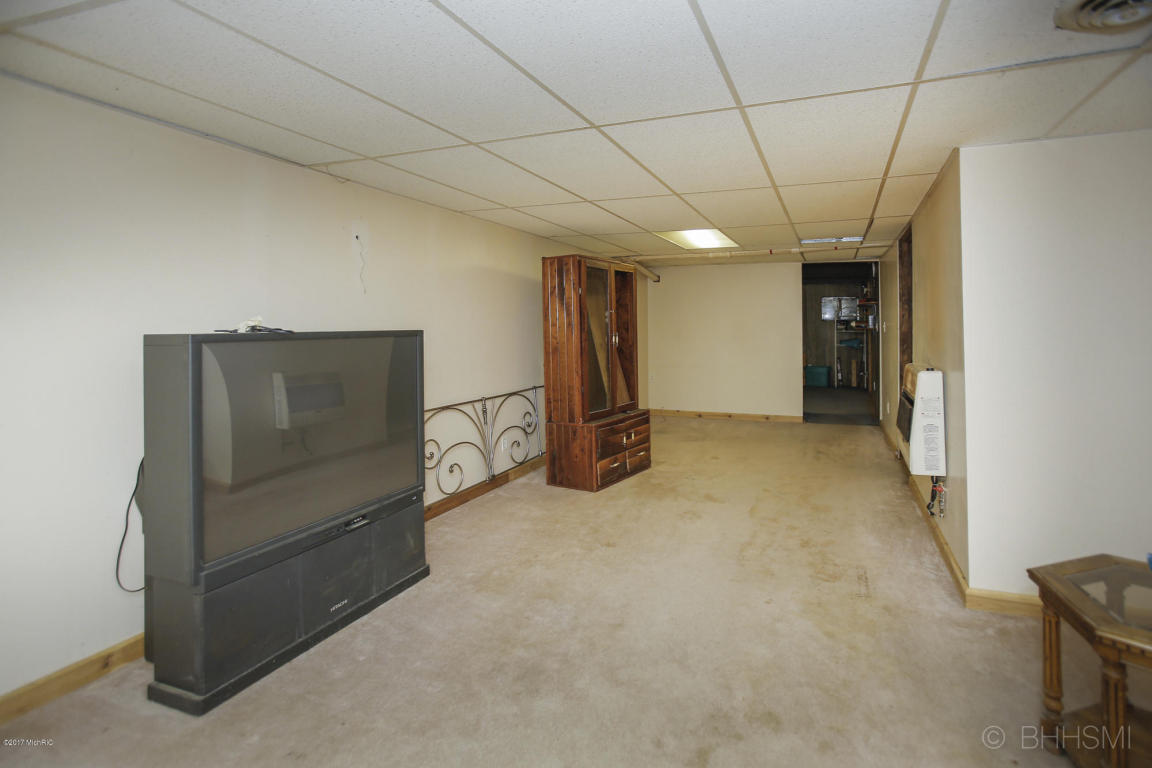 52955 Johnson Rd, Three Rivers, MI 49093 photo 16