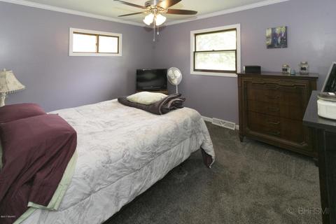 135 Heather Dr, Marshall, MI 49068 photo 9