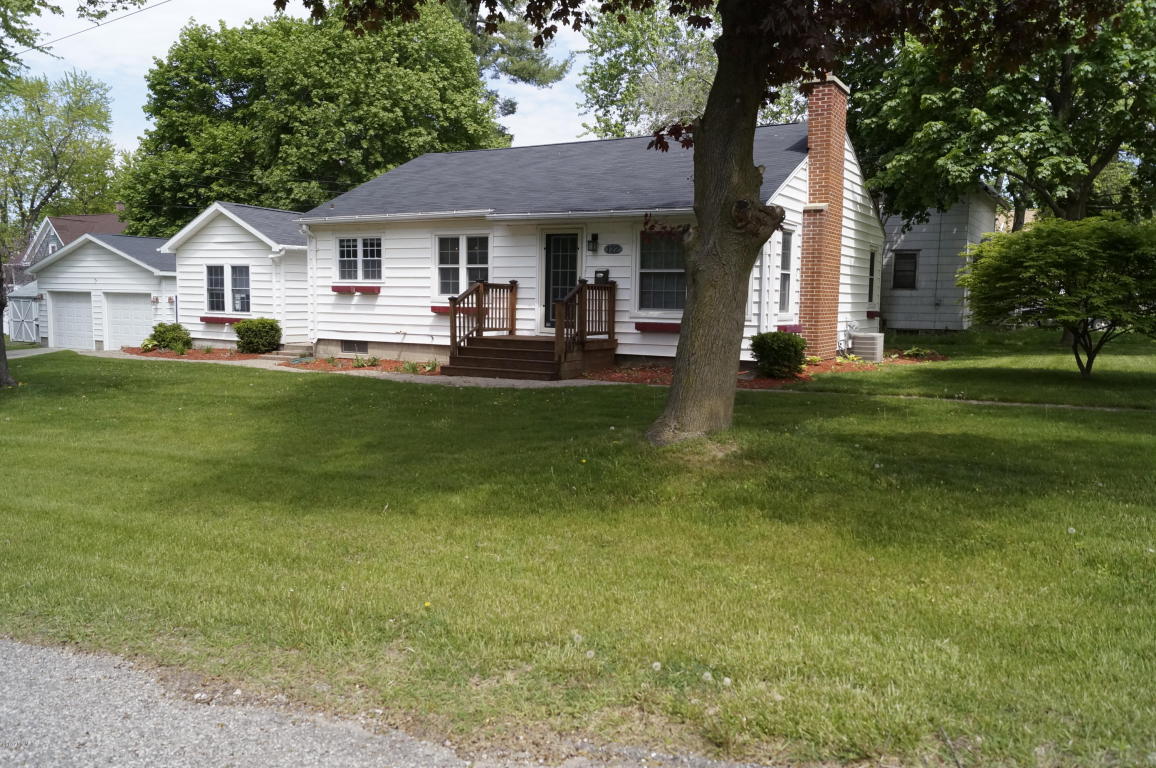 122 E Mary St, Belding, MI 48809 photo 40
