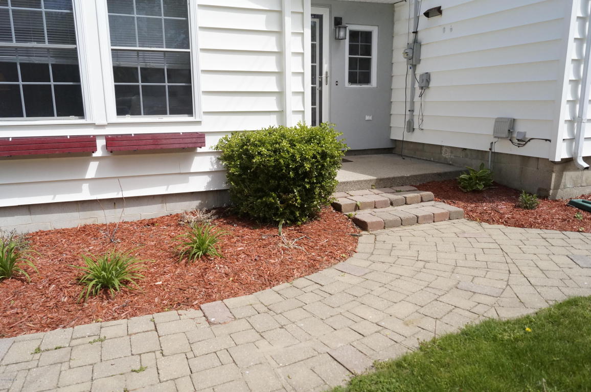 122 E Mary St, Belding, MI 48809 photo 37