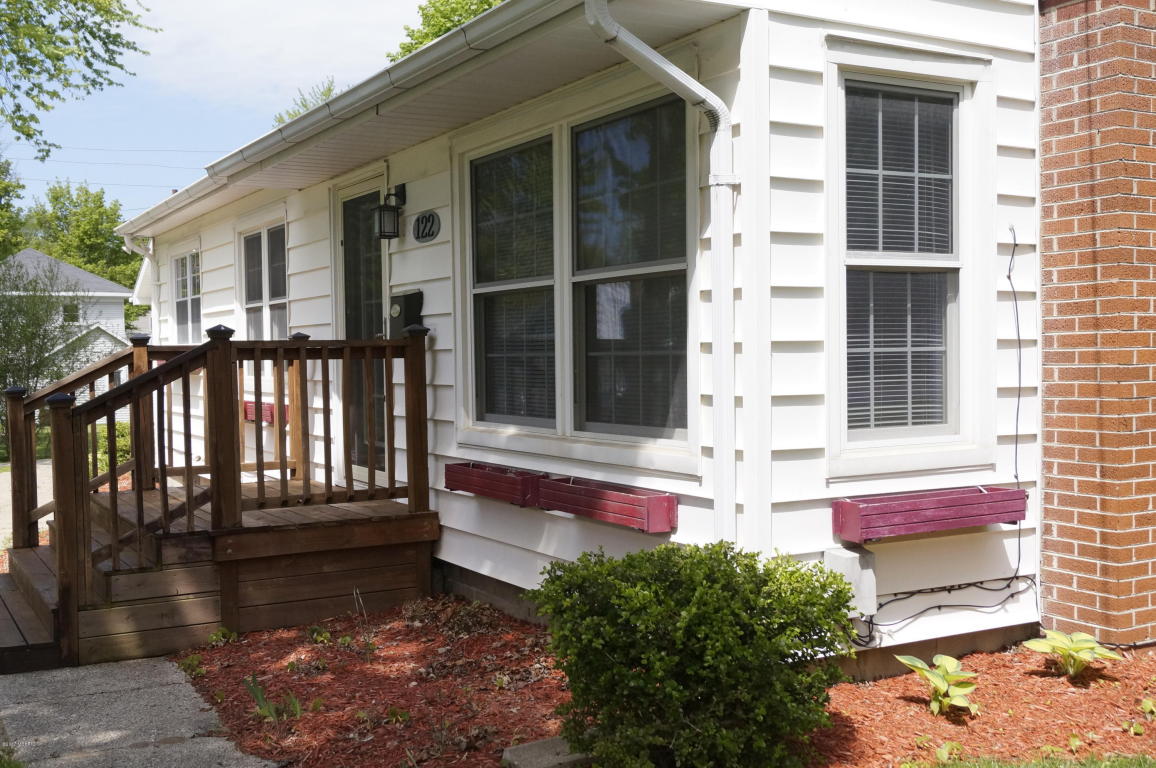 122 E Mary St, Belding, MI 48809 photo 41