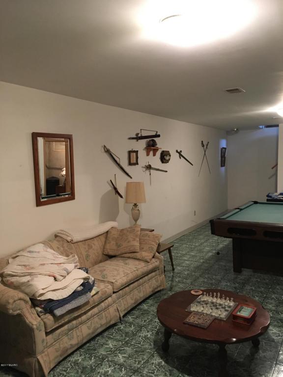 15900 Kane, Plainwell, MI 49080 photo 13