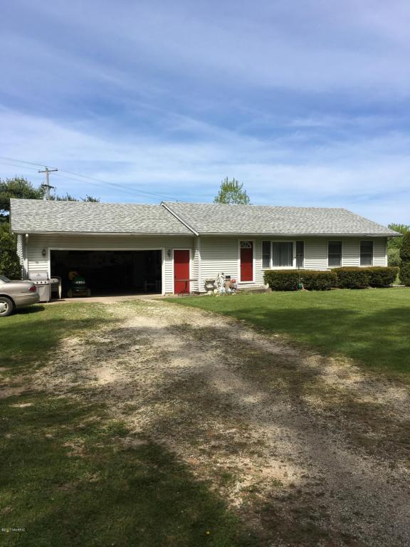15900 Kane, Plainwell, MI 49080 photo 1