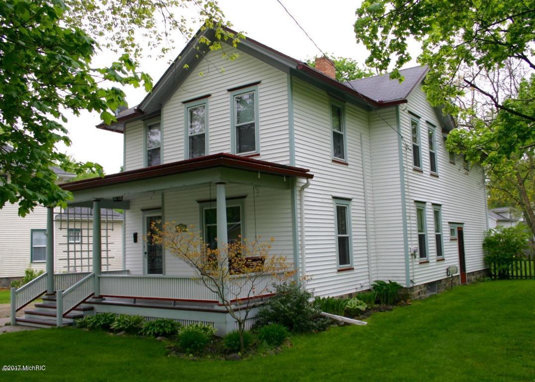 324 Exchange St, Marshall, MI 49068 photo 2