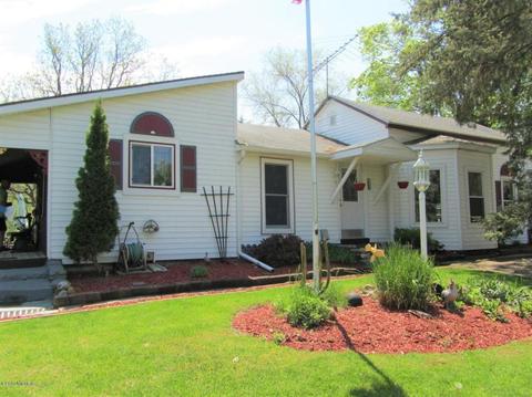 5056 Riverside Dr, Lyons, MI 48851 photo 1