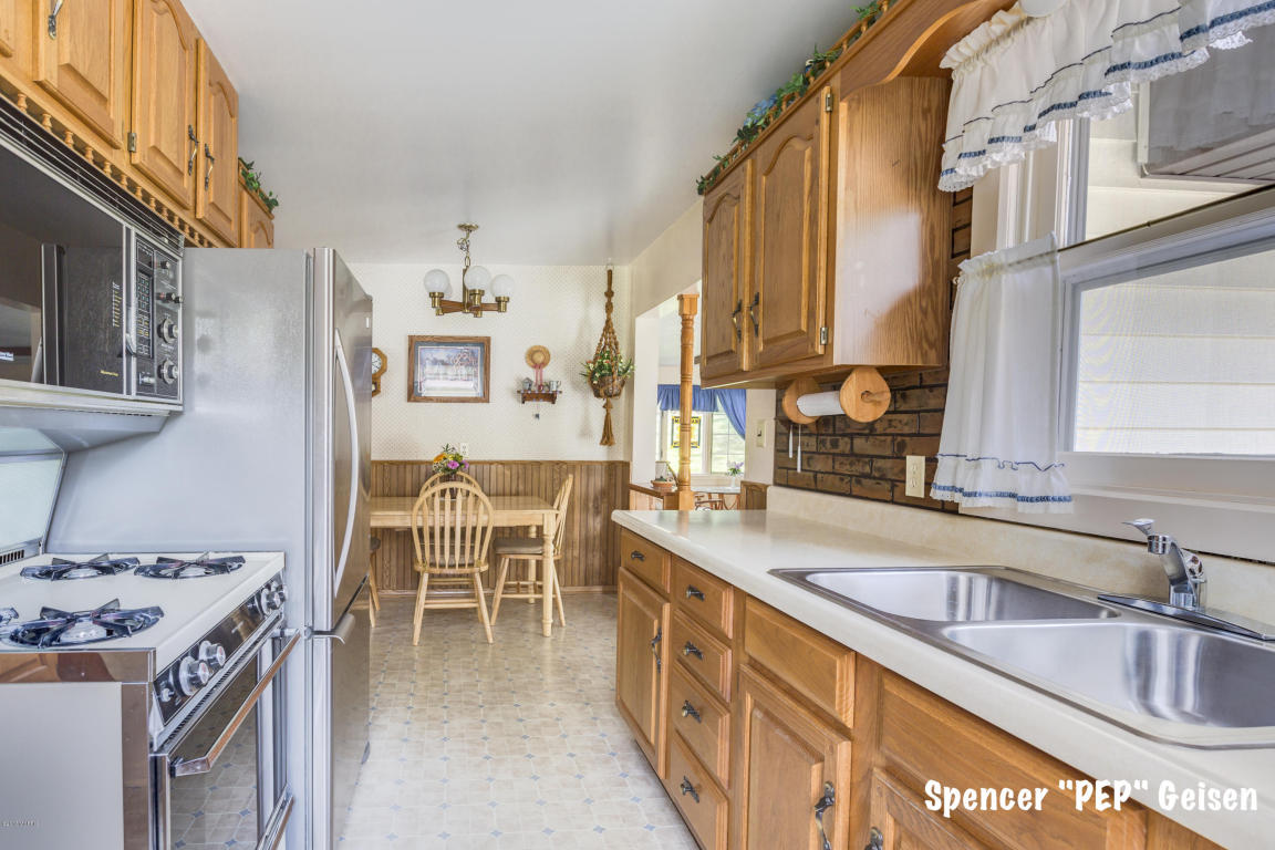 321 Floral Dr, Belding, MI 48809 photo 7