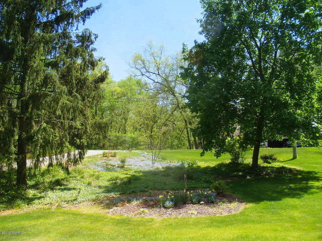 7565 30th St SE, Ada, MI 49301 photo 12