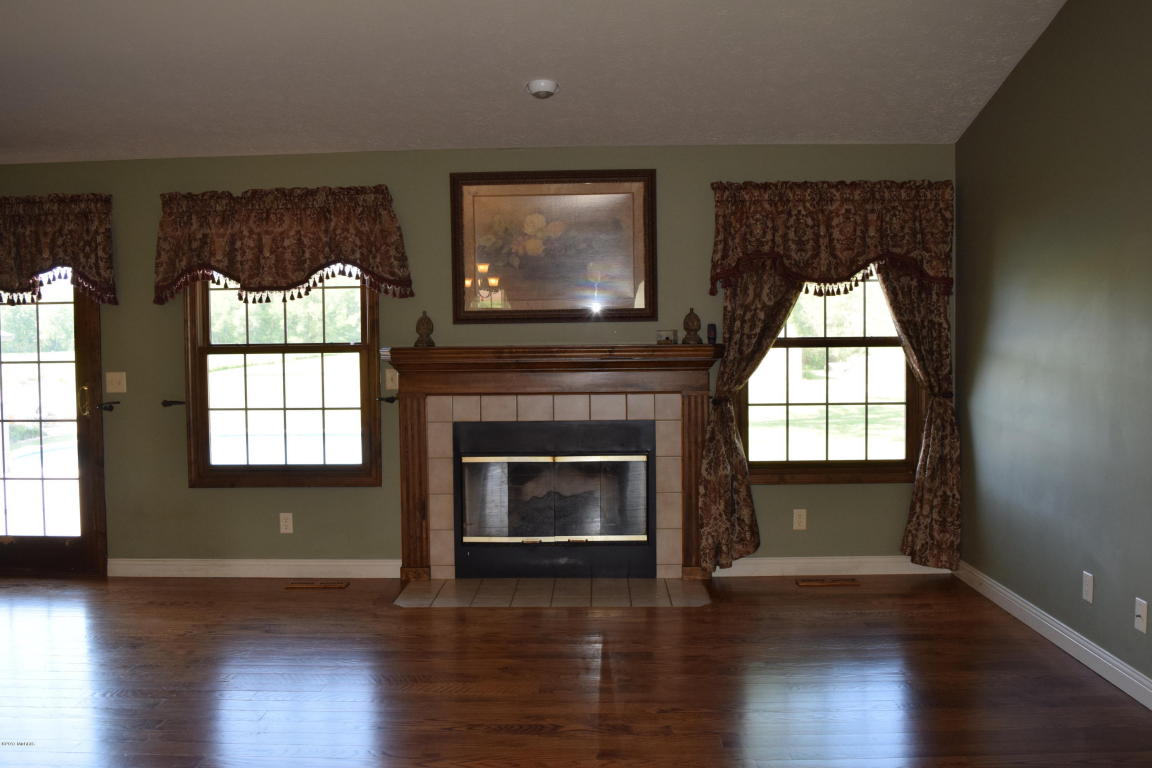 24732 M 60, Cassopolis, MI 49031 photo 10