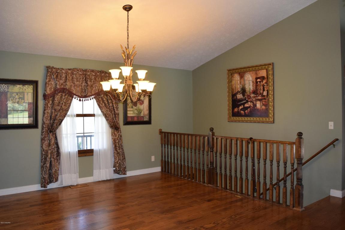 24732 M 60, Cassopolis, MI 49031 photo 11