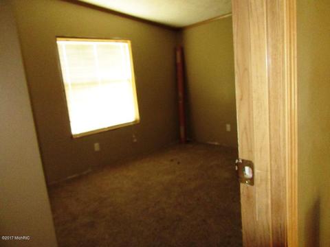 7583 Seeley Rd, Belding, MI 48809 photo 14