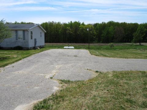 7583 Seeley Rd, Belding, MI 48809 photo 18