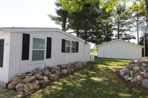 2950 Lakeside, Stanton, MI 48888 photo 2