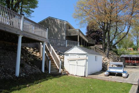 2950 Lakeside, Stanton, MI 48888 photo 4