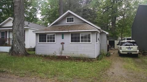 112 St Johns Ave, Crystal, MI 48818 photo 1