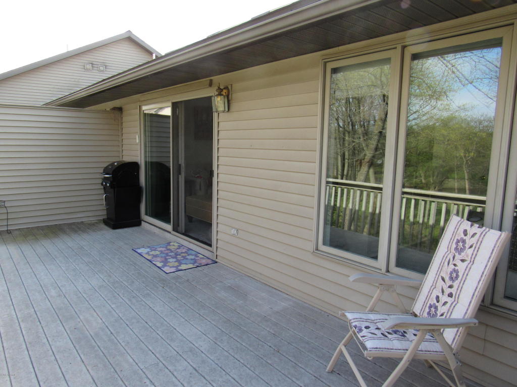 17948 River Bluff Dr, Big Rapids, MI 49307 photo 26