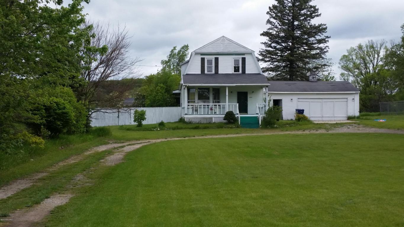 8822 E Loop Rd, Hesperia, MI 49421 photo 1
