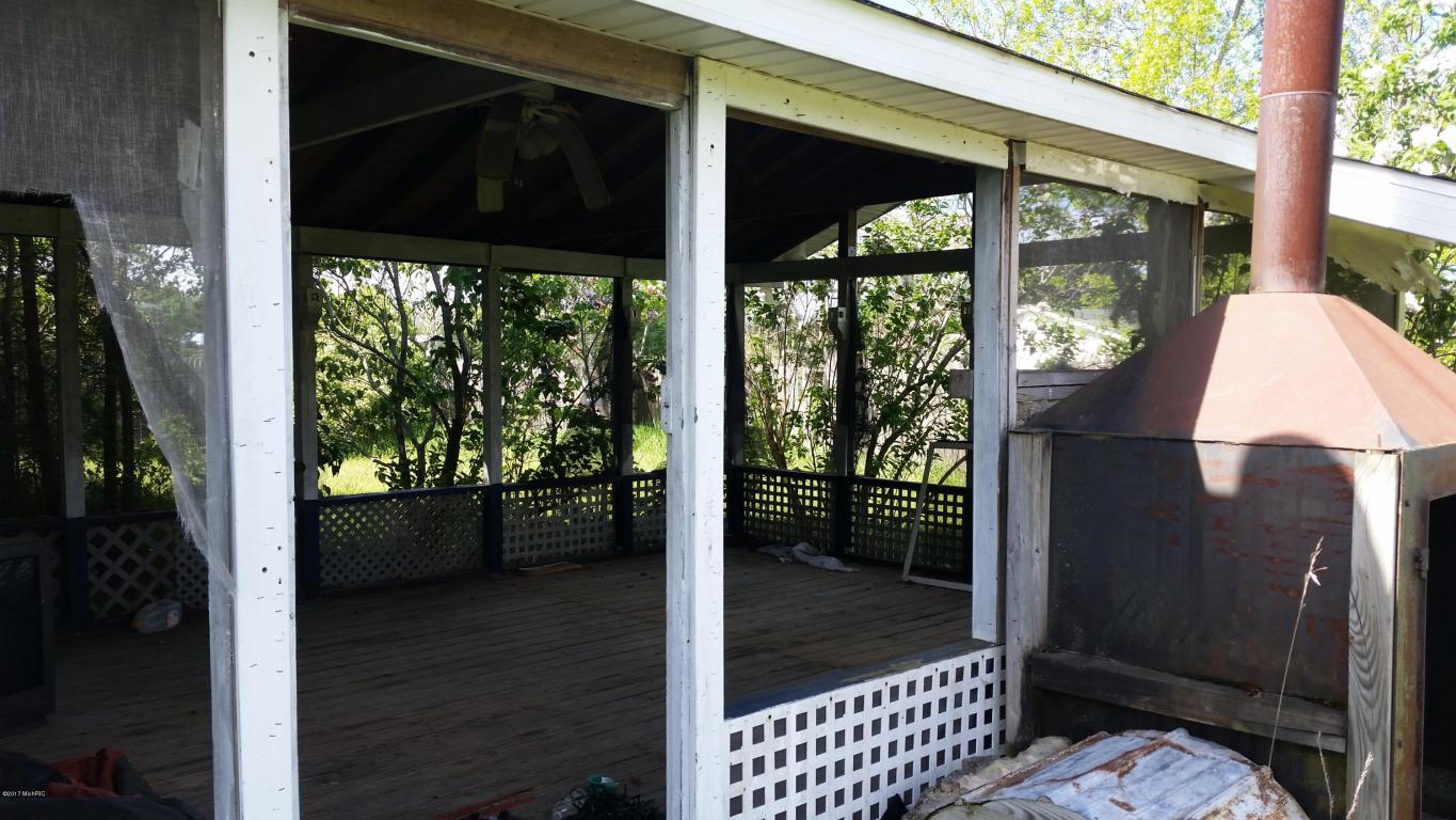 8822 E Loop Rd, Hesperia, MI 49421 photo 14