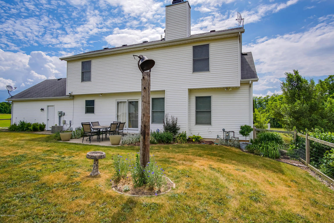 65208 M-62, Cassopolis, MI 49031 photo 17