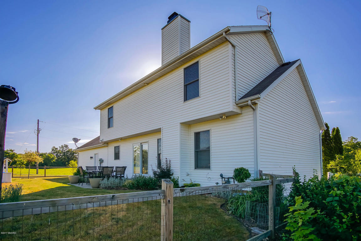65208 M-62, Cassopolis, MI 49031 photo 12