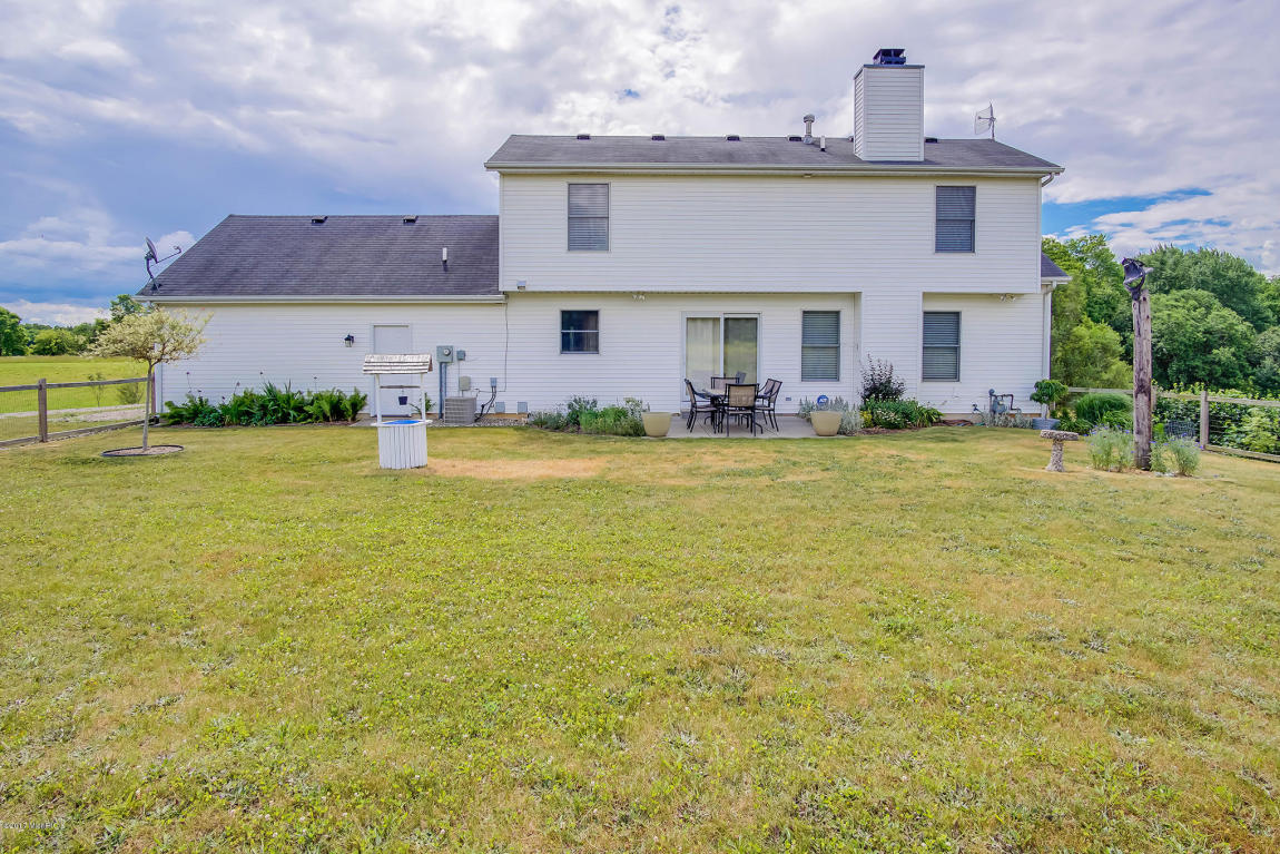 65208 M-62, Cassopolis, MI 49031 photo 14