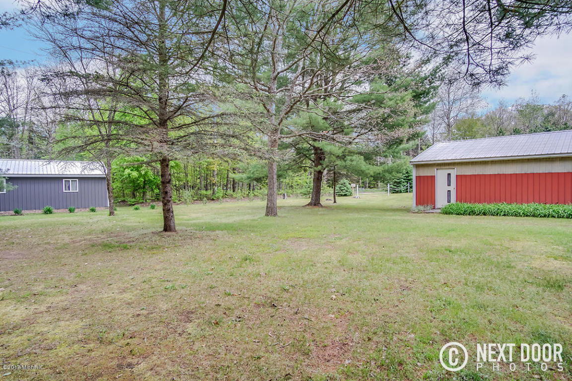 1175 N River Trl, White Cloud, MI 49349 photo 8