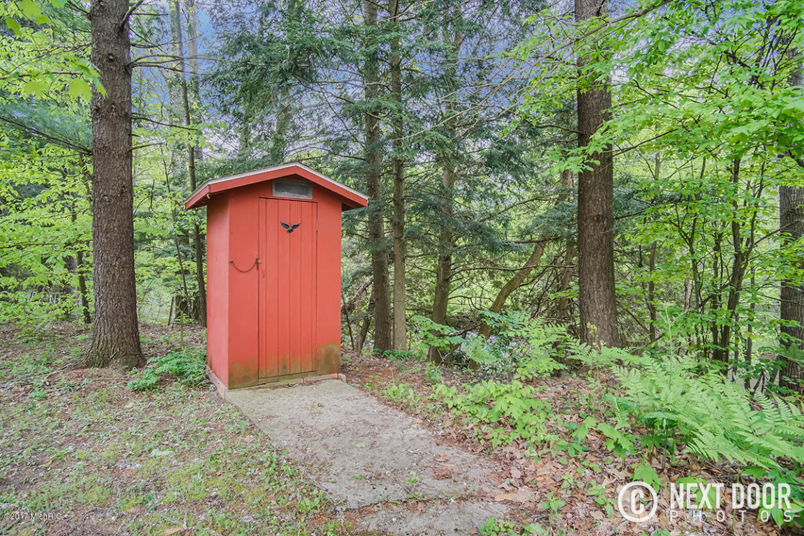 1175 N River Trl, White Cloud, MI 49349 photo 13