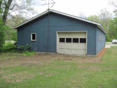 849 S Nicholas Ave, White Cloud, MI 49349 photo 6