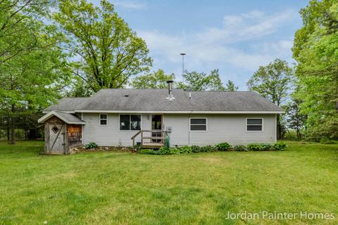 2430 Fox Rdg, Lyons, MI 48851 photo 1
