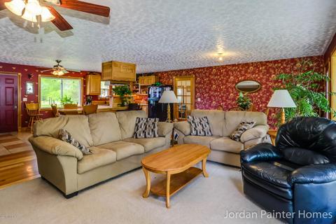 2430 Fox Rdg, Lyons, MI 48851 photo 8