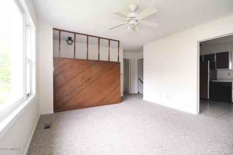 57560 Rumshire Dr, Mattawan, MI 49071 photo 5