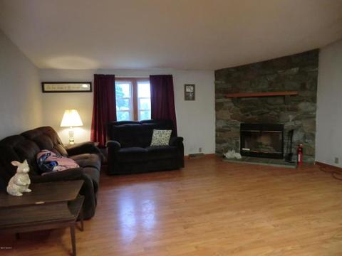 664 King Rd, Tekonsha, MI 49092 photo 4