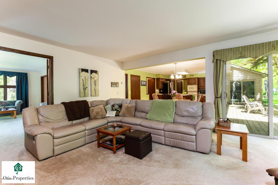 3220 Buckhaven Dr SE, Ada, MI 49301 photo 10