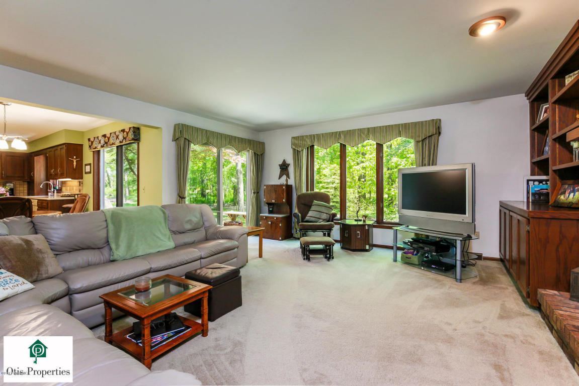 3220 Buckhaven Dr SE, Ada, MI 49301 photo 8