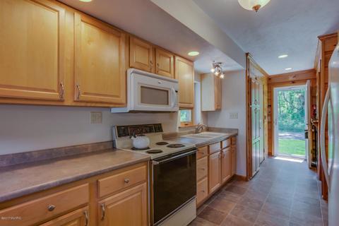 62359 Lagoon, Cassopolis, MI 49031 photo 7