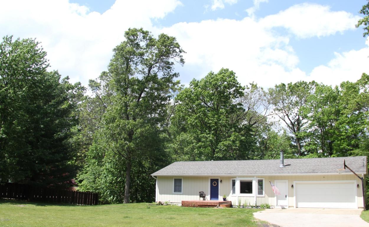 1189 E 98th St, Grant, MI 49327 photo 2