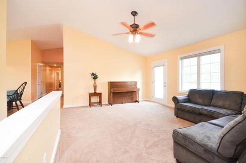 1041 108th Ave, Plainwell, MI 49080 photo 4