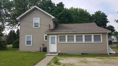465 Grove St, Constantine, MI 49042 photo 3