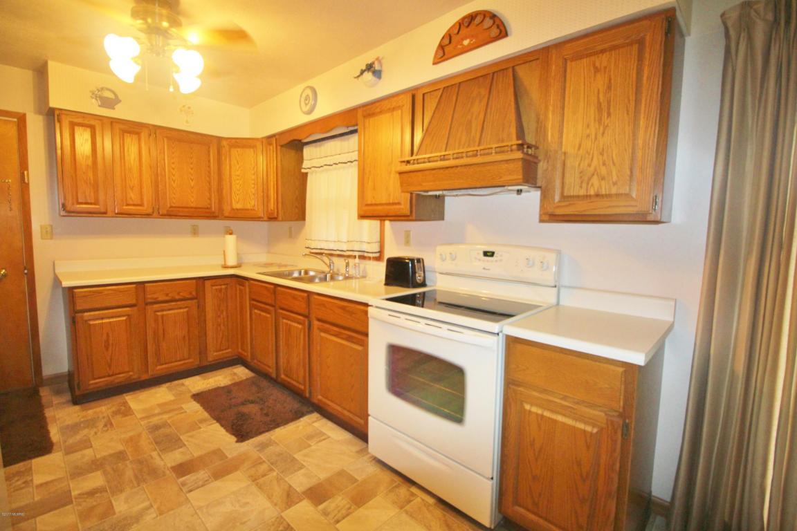 17536 Gardner Rd, Galien, MI 49113 photo 4