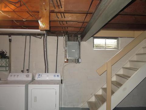 302 W Third St, Buchanan, MI 49107 photo 22