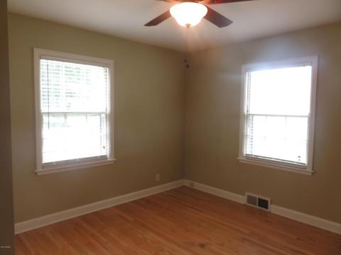 302 W Third St, Buchanan, MI 49107 photo 12