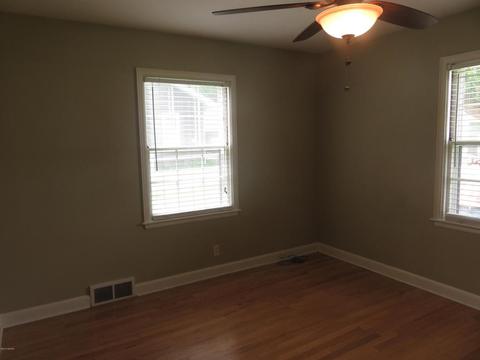 302 W Third St, Buchanan, MI 49107 photo 15