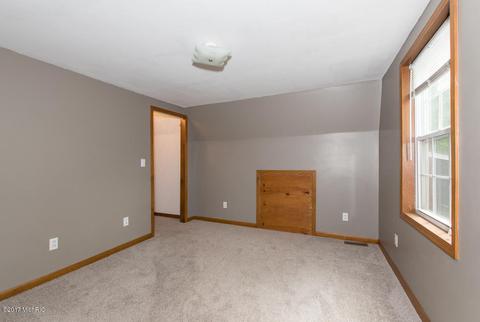 612 E Grn, Marshall, MI 49068 photo 16