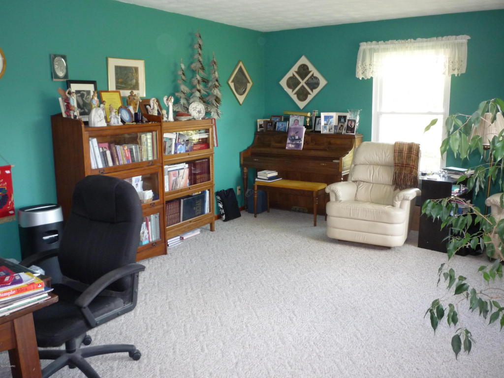 854 Dewsenberry Rd, Bronson, MI 49028 photo 14